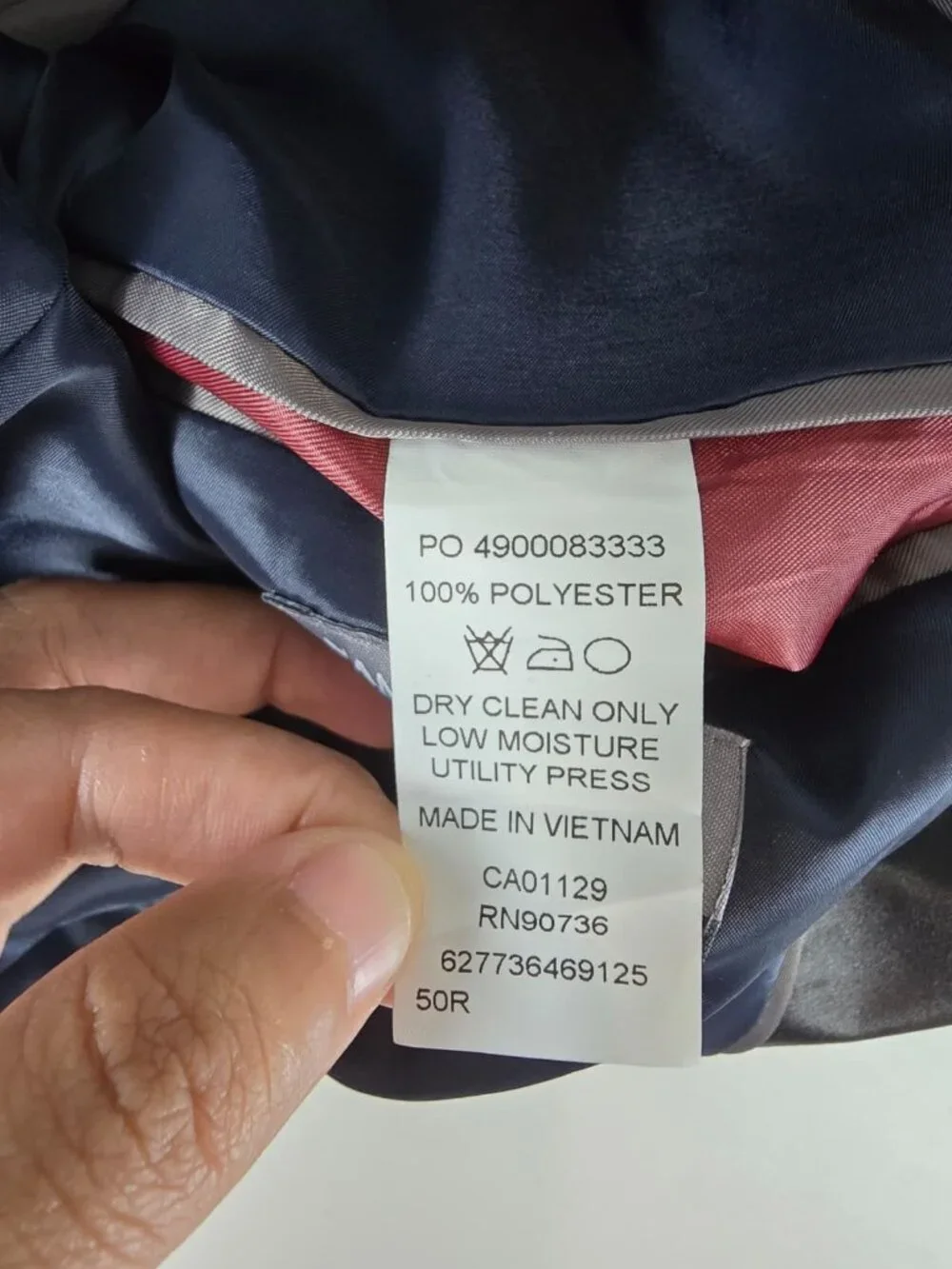 Van Heusen blazer features blue camouflage men's size 50
